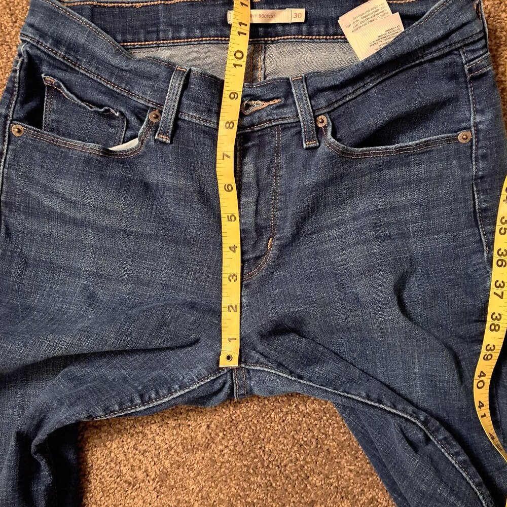 Levi's Curvy High-Rise Bootcut Denim Jeans - Picture 10 of 10